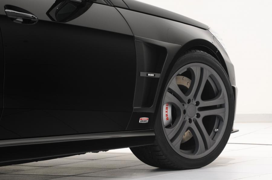  Mercedes-Benz E V12 by Brabus 2010 года  (фото 32 из 44)